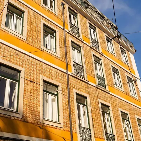 Scenic 4br With River Views Alfama Location Appartement Lisboa