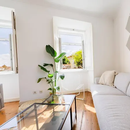 Appartement Scenic 4br With River Views Alfama Location Lisboa