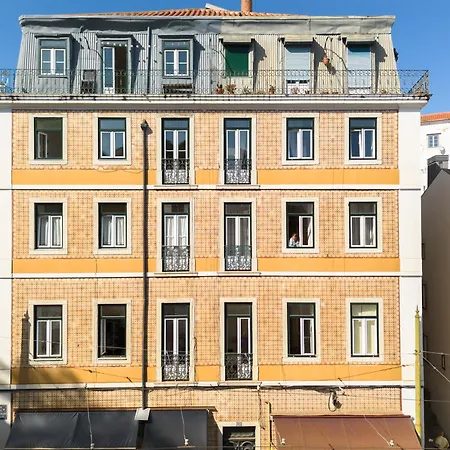 Apartment Scenic 4br With River Views Alfama Location